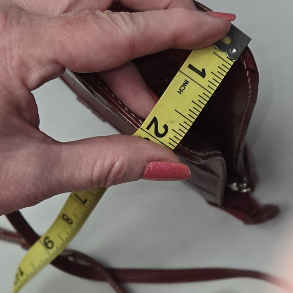 Brighton Croc-Embossed Wine Crossbody with Silver Ring - Picture 15 of 15